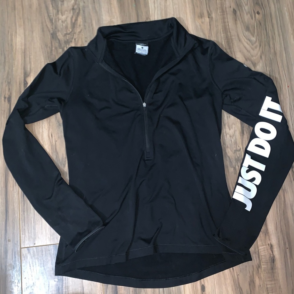 Athletic long sleeve
